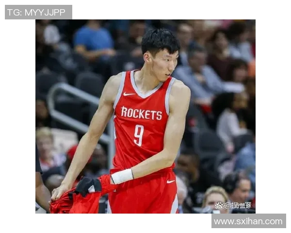 姚明亲自示范系鞋带技巧引发篮球迷热议与关注