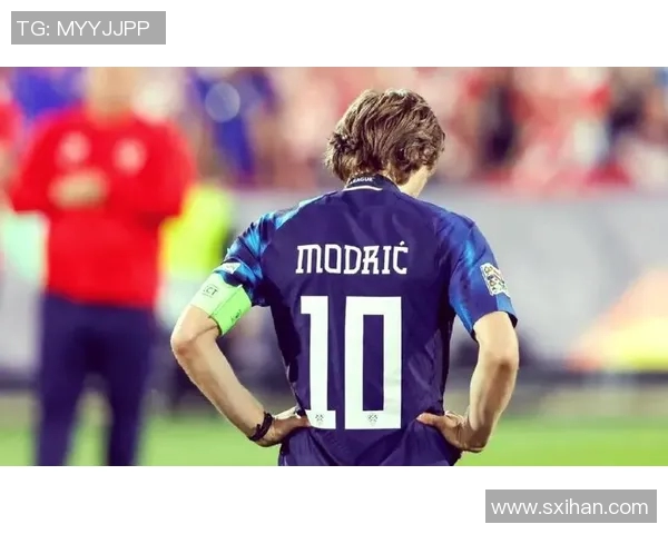 克罗地亚足球明星的辉煌历程与传奇瞬间解析