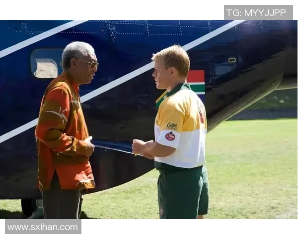 足球明星鸡冠头黑人在绿茵场上的传奇故事与不屈精神的完美结合