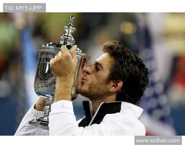 198cm足球明星的传奇之路与场上风采揭秘 198cm足球明星的传奇之路与场上风采揭秘