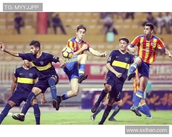 大学生与博卡青年足球队的对决：青春与激情的碰撞与启示